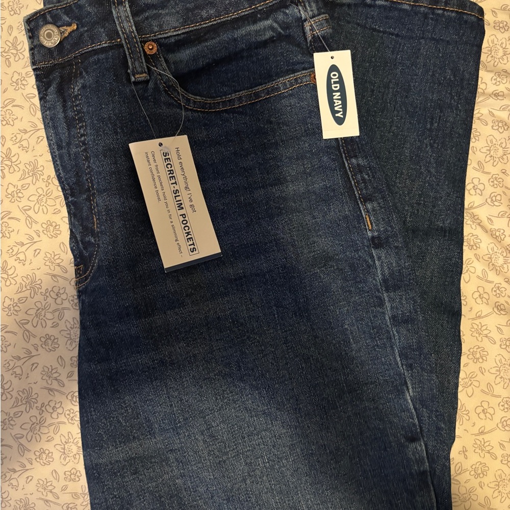 Old Navy OG Straight Leg Jeans, high rise, size 10, new with tags.